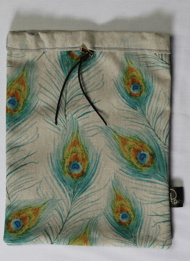Peacock Pouch