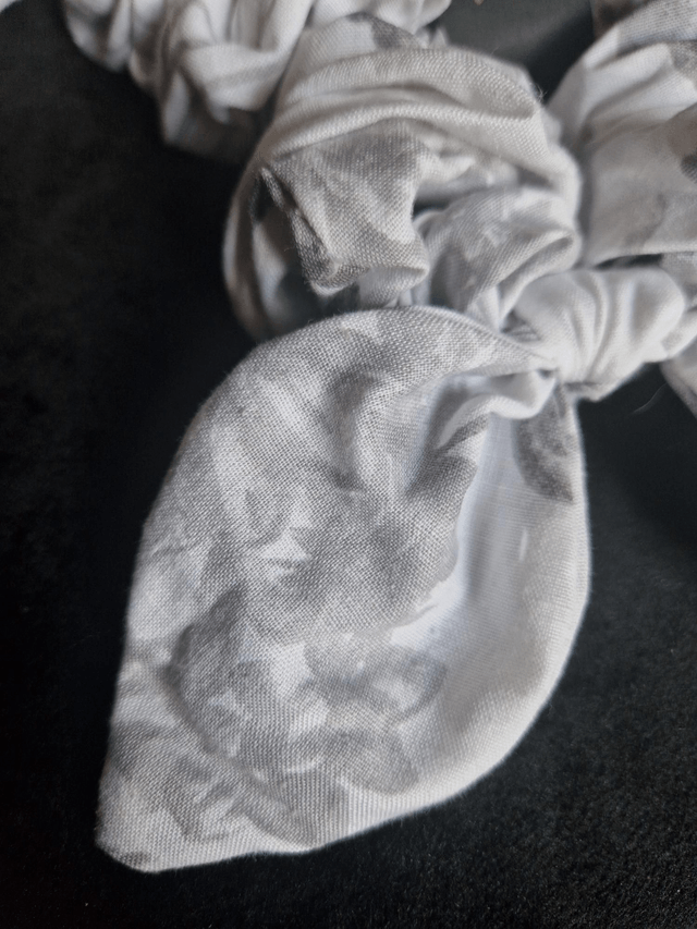 Winter Garden Scrunchies Set 
