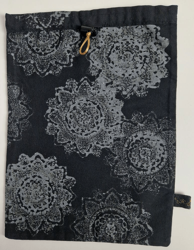 Mandala Pouch pattern 2