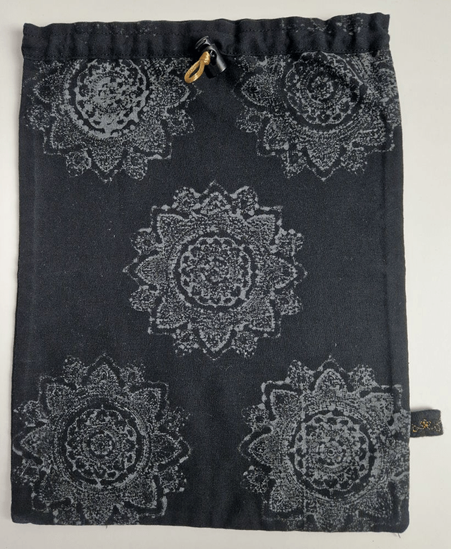 Mandala Pouch pattern 1