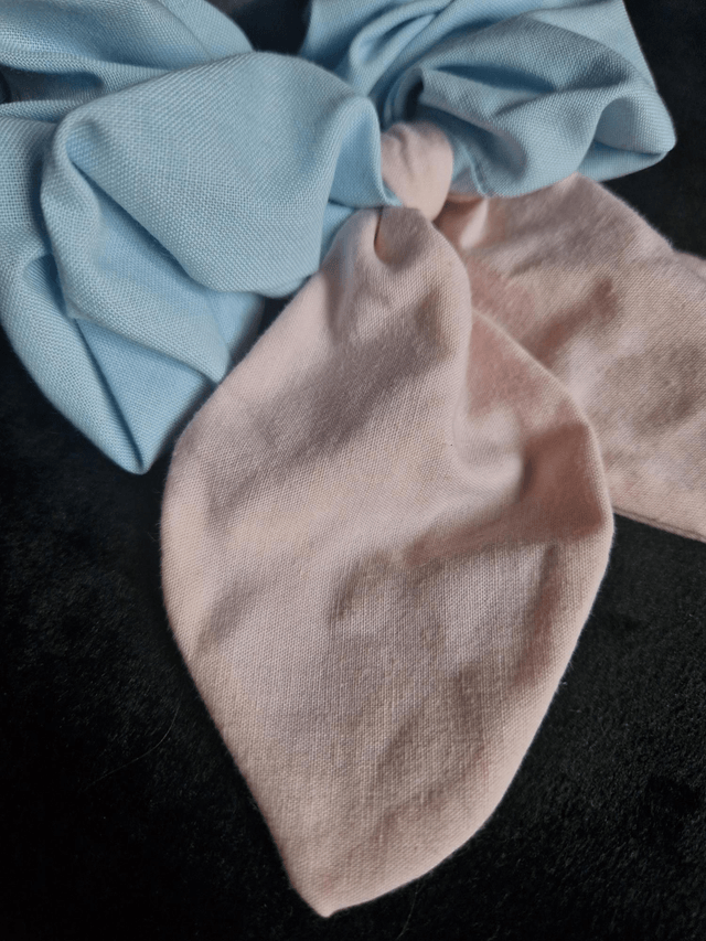 Pastel Bunnies Scrunchies Set