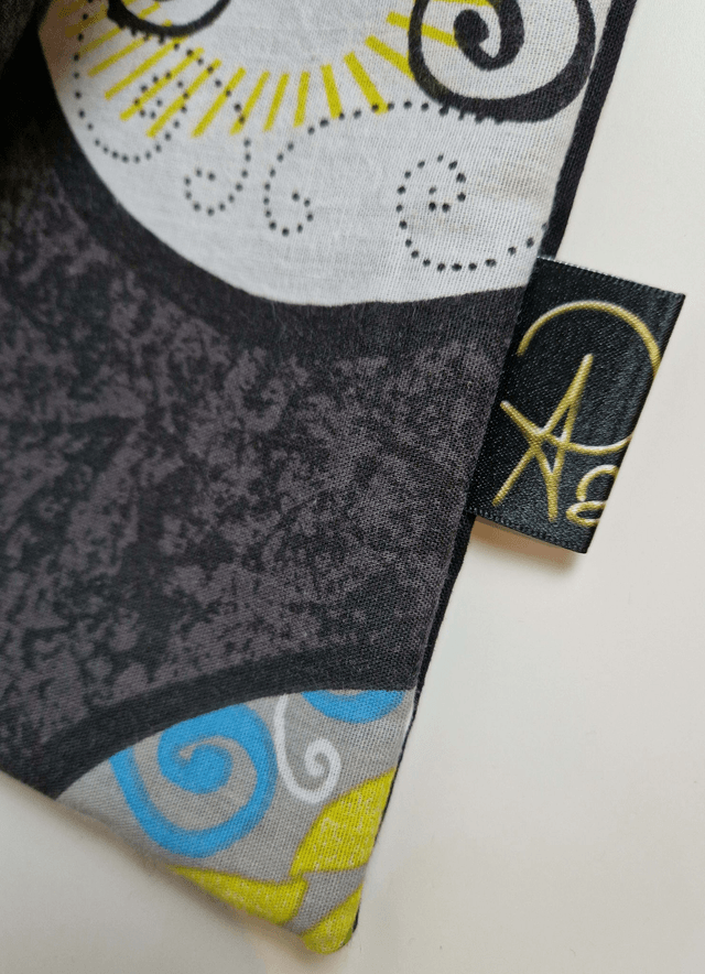 Angelika’s Skulls Shopping Bag
