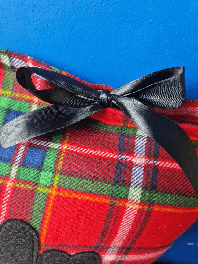 Cushion Checkered Reindeer