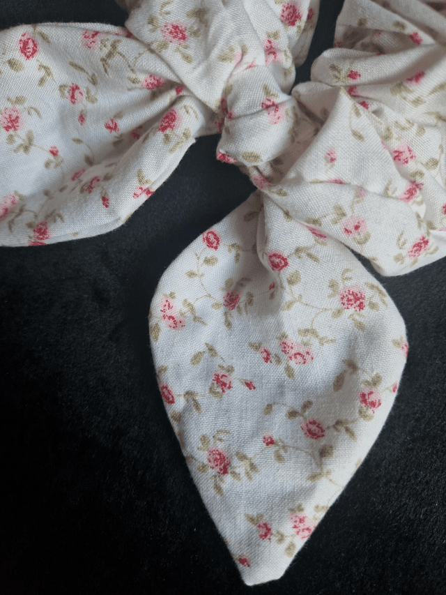 Meadow and Valentine's Day Scrunchies Set